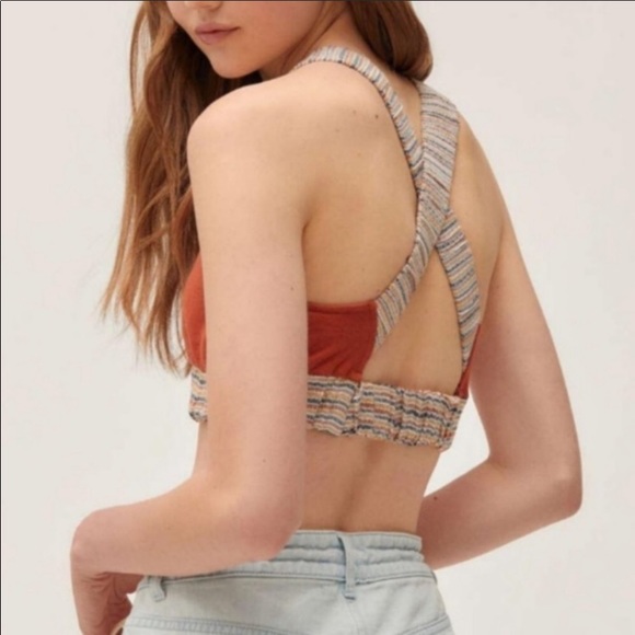 Urban Outfitters bondi Cross-back cropped top - Picture 3 of 8